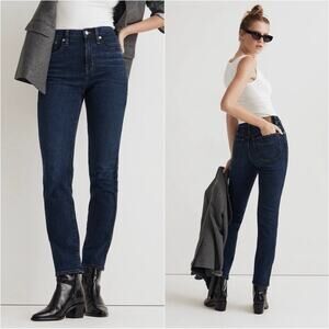 Madewell Women's Straight Leg Jeans - Dark Blue